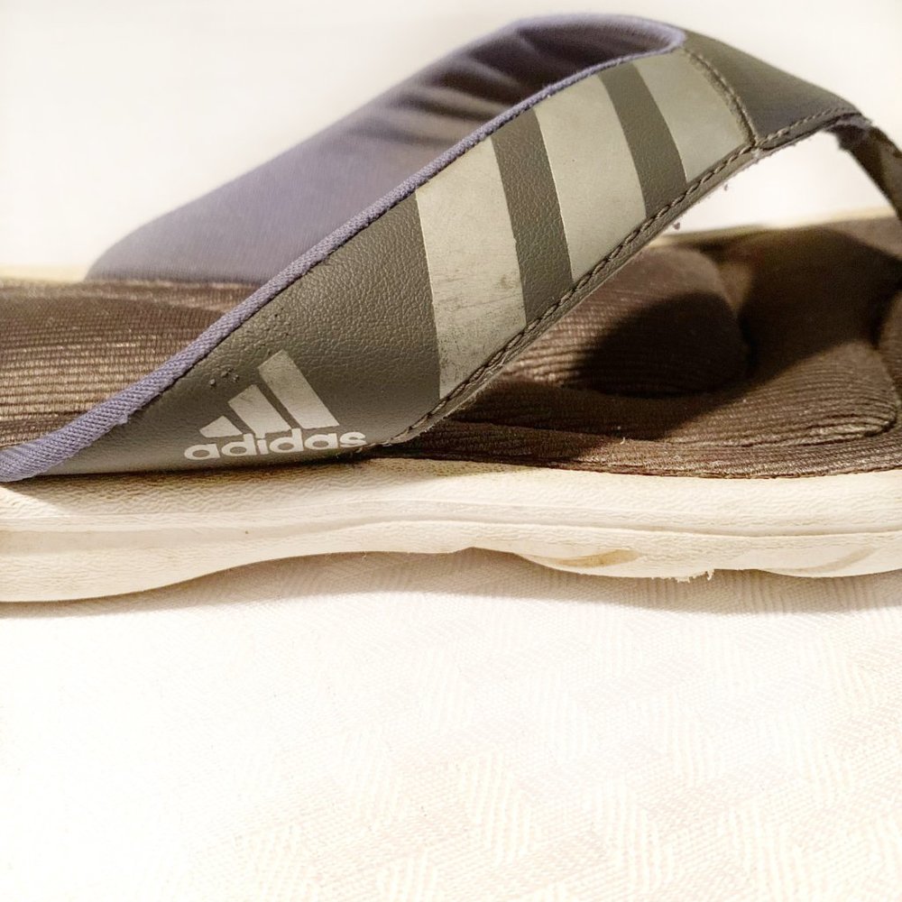 Adidas Thong Sandals Women’s 10 UK 9 Flip Flops Gray Cushioned Insole Comfort - Picture 6 of 7